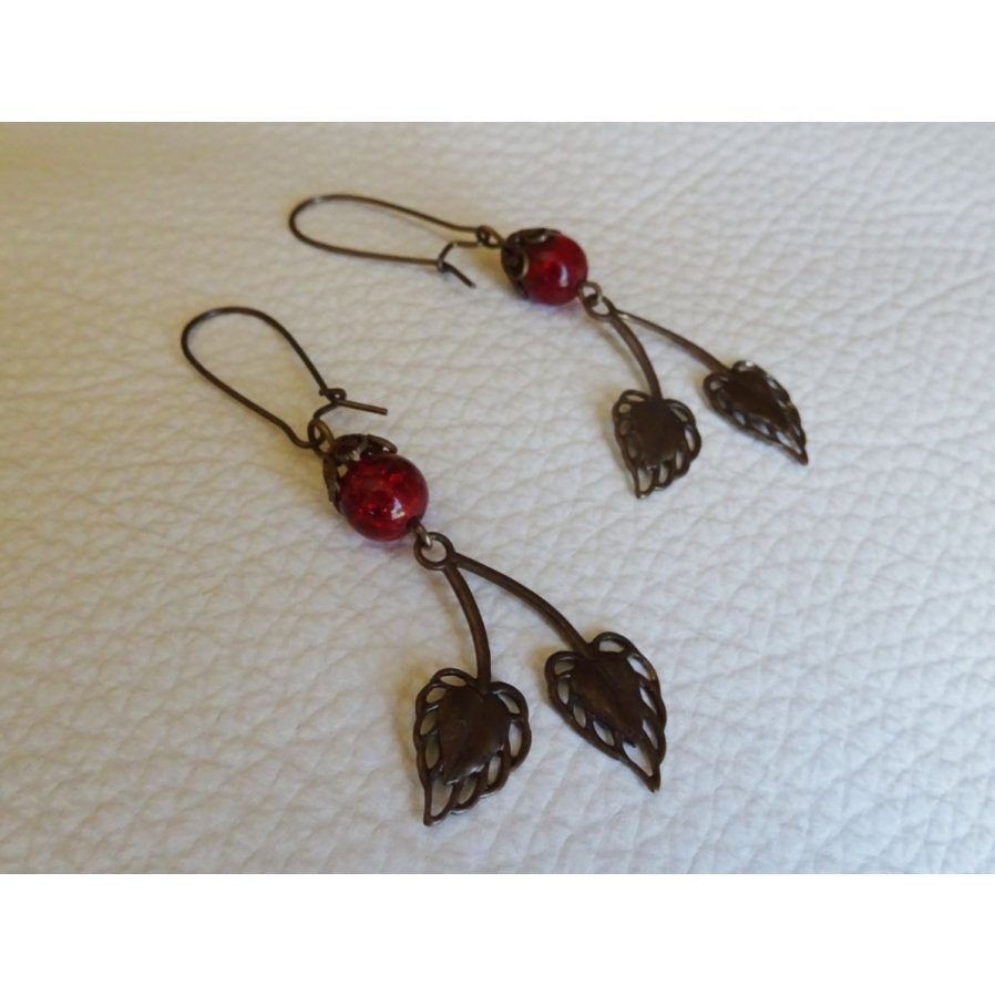 Bohemiska mässingsörhängen Cherry