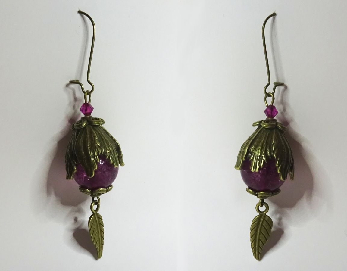 Fuchsiakvarts bohemiska örhängen