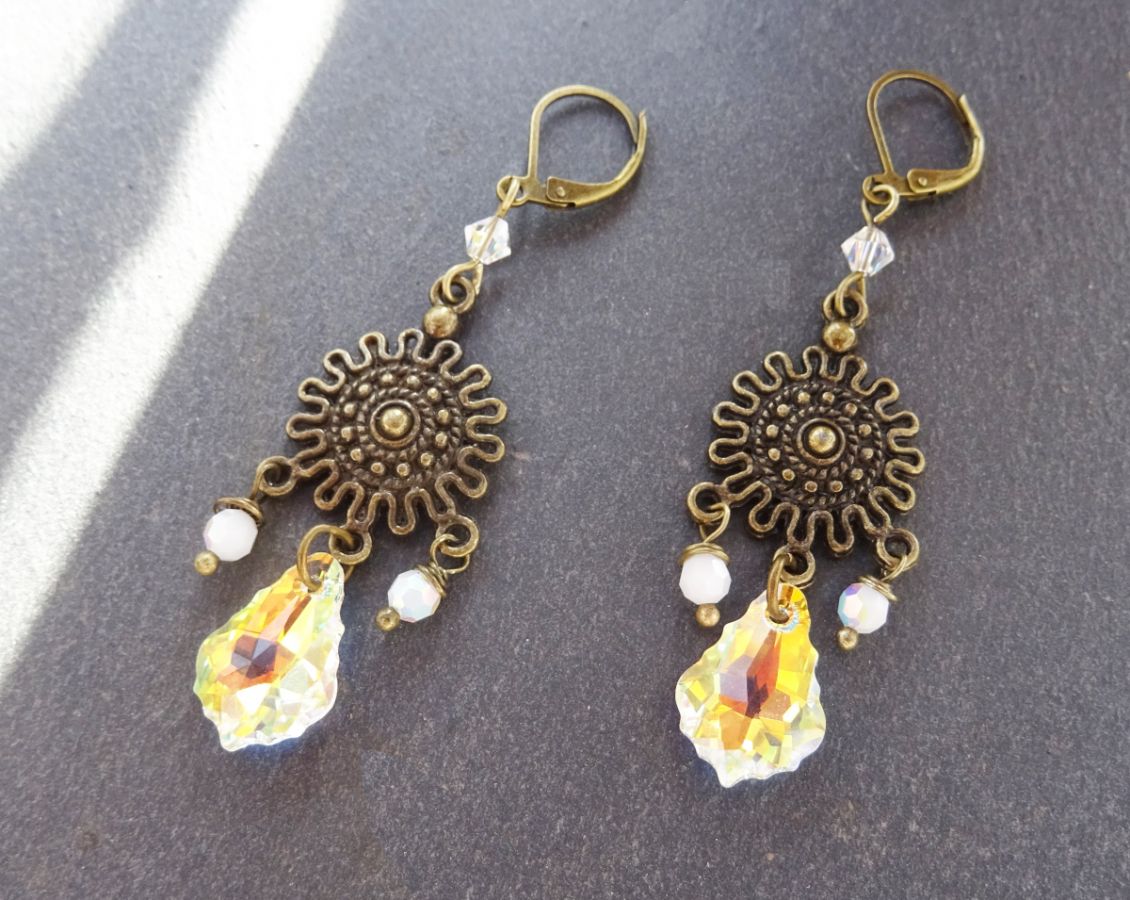 Bohemiska örhängen med Swarovski-kristaller