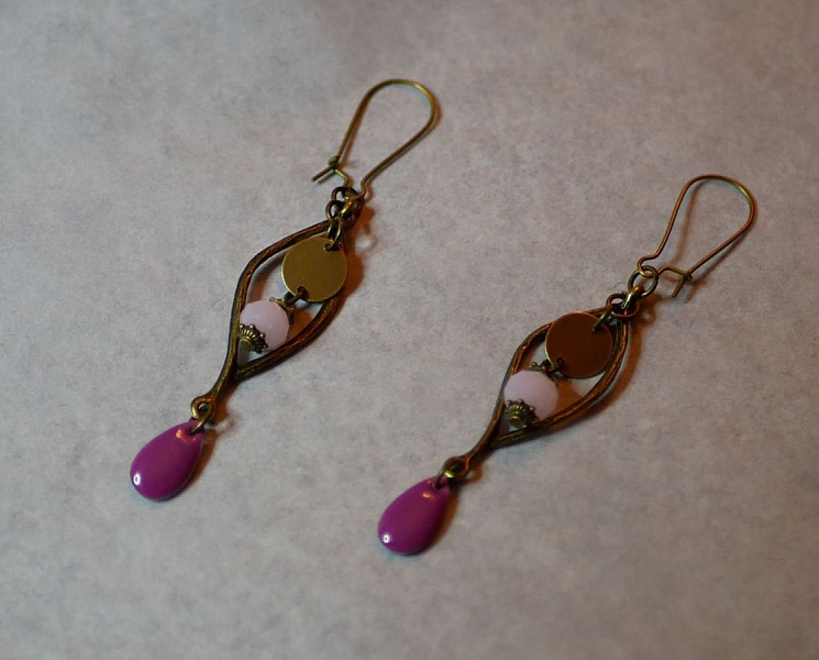 Bohemiska &ouml;rh&auml;ngen Violine