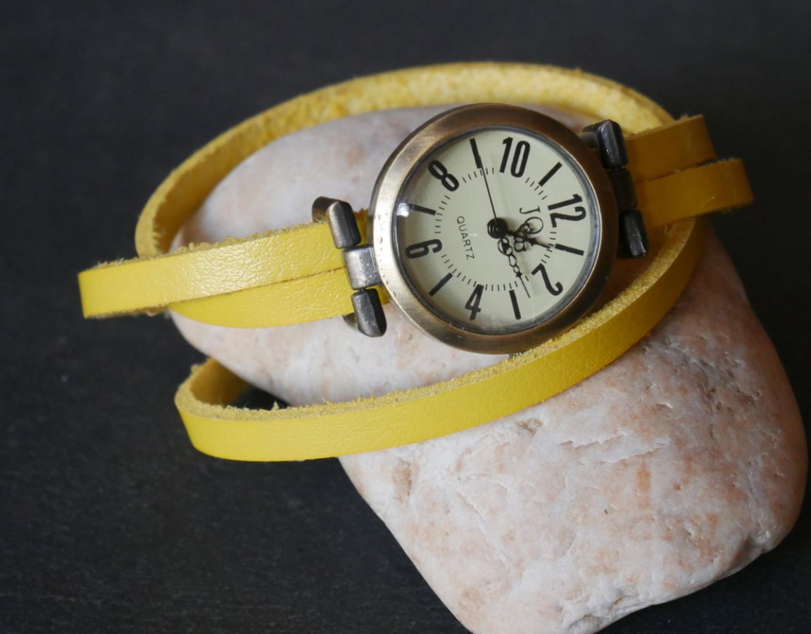 Fint gult läderarmband trippel sväng