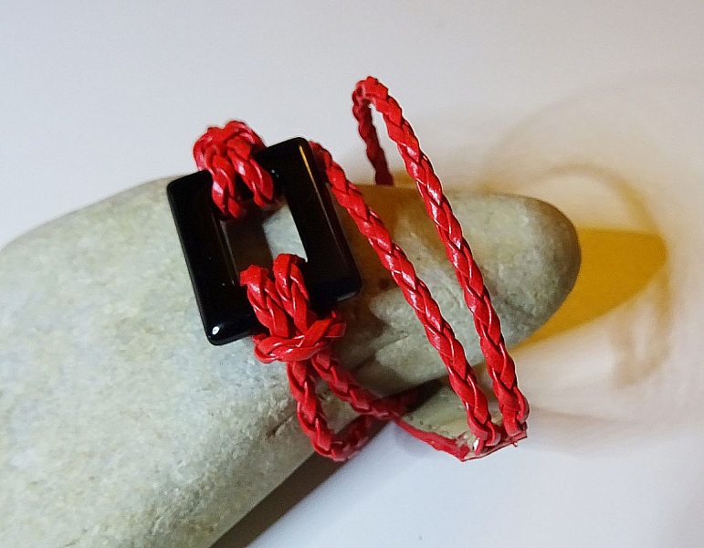 Gult fl&auml;tad klockarmband