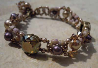 Kanel Triad armband med charm