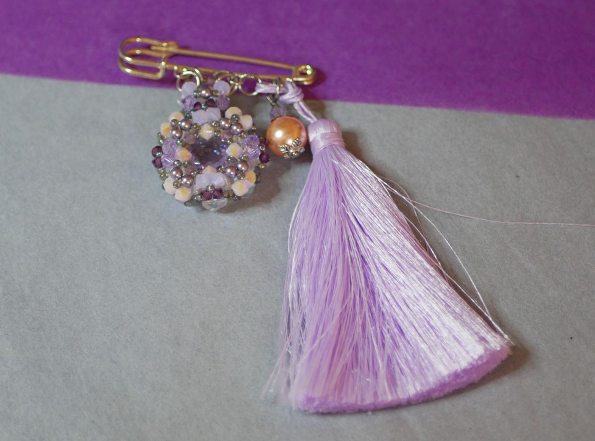 Andros Lila Pompon Brosch