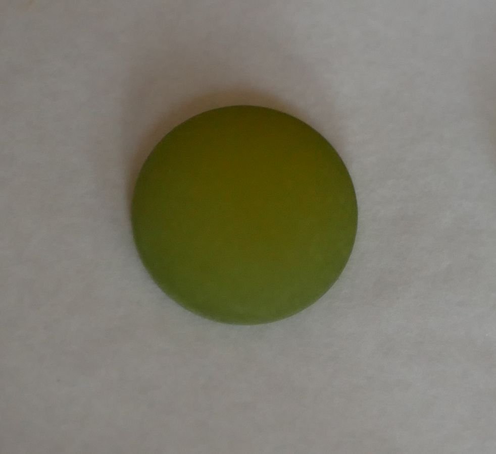 Polaris cabochon grön Olivine diameter 16mm