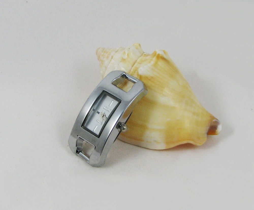 Rektangulär silver urtavla, modern stil
