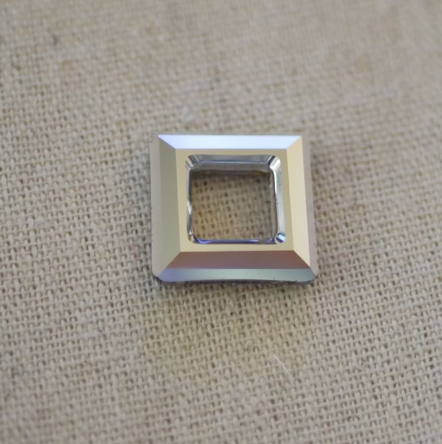 Square 4439 20mm färgat glas ljusrosa &amp; himmelsblått