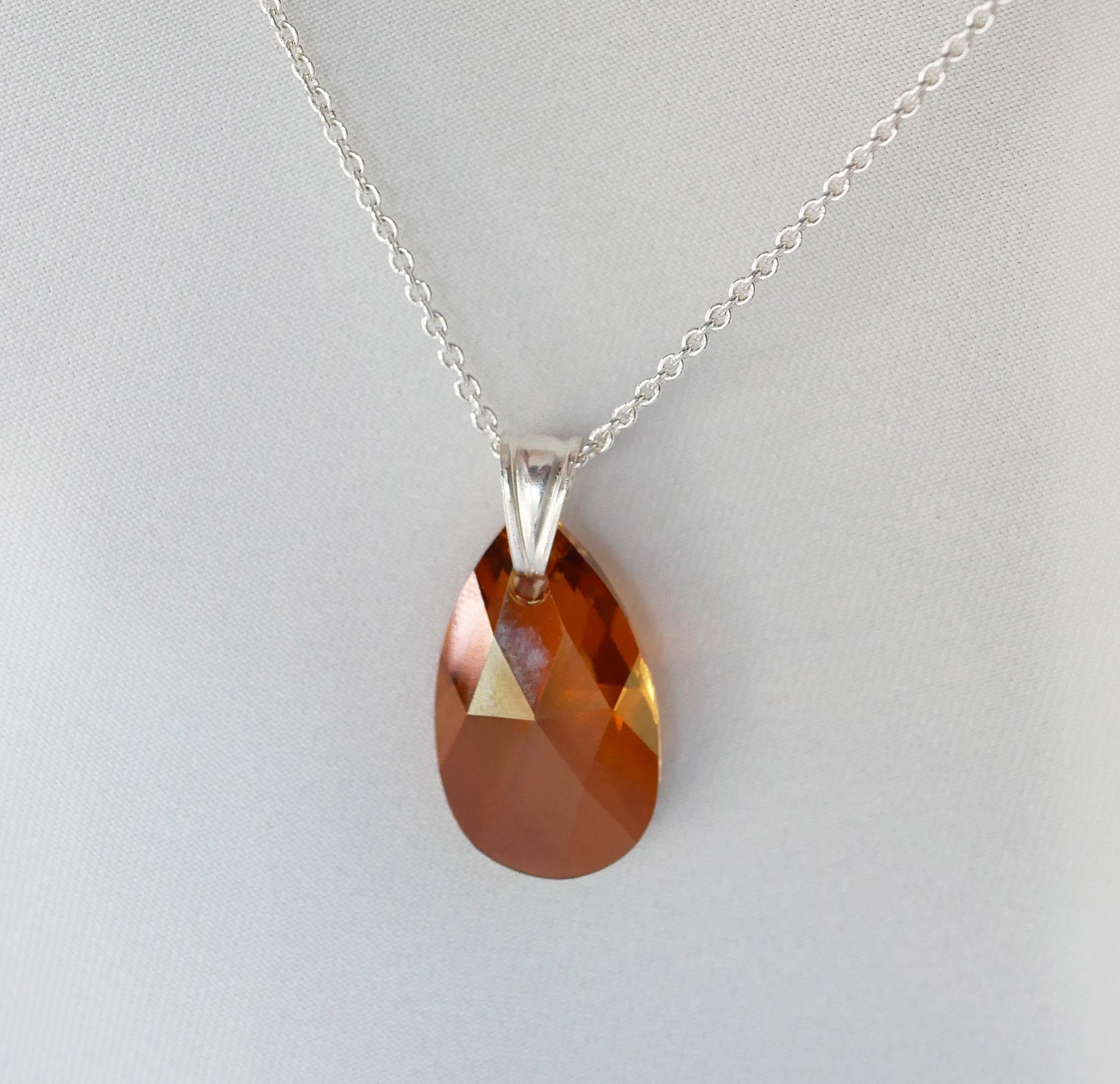 Silver halsband hänge Swarovski Tear Copper