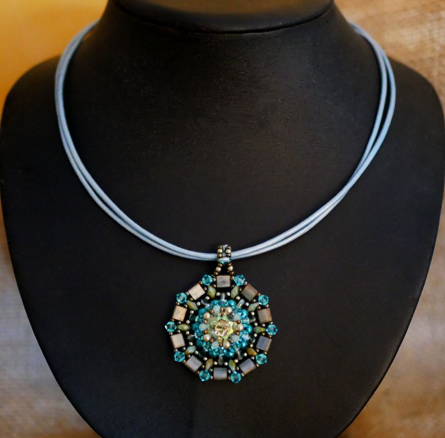 Halsband Twina Turquoise grönt