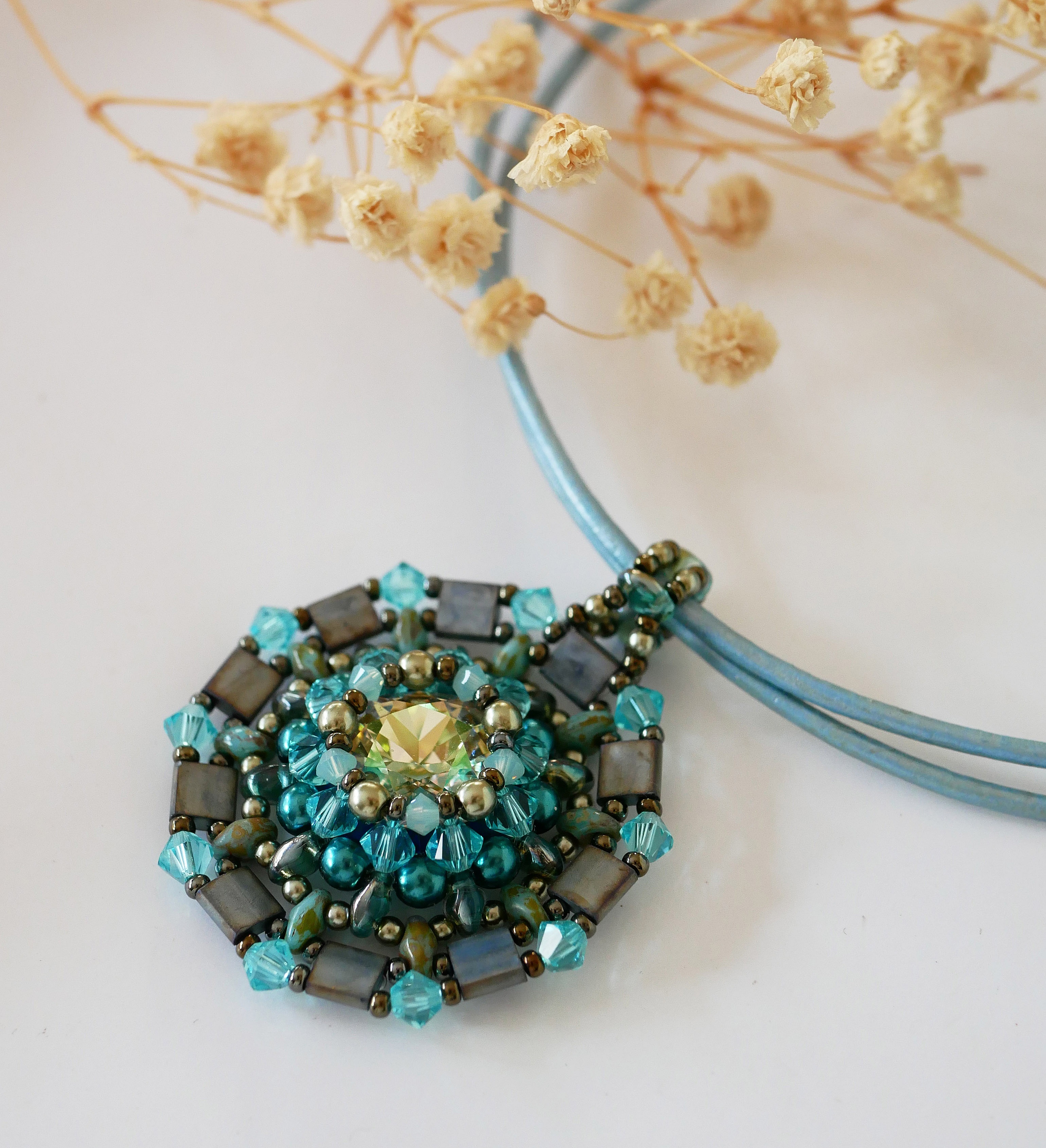 Halsband Twina Turquoise gr&ouml;nt