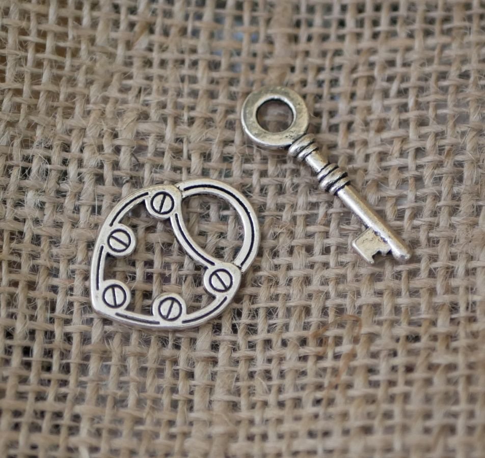 T-lås Lås och nyckel 30 mm silverpläterad