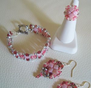 Silkesrosa ringkit