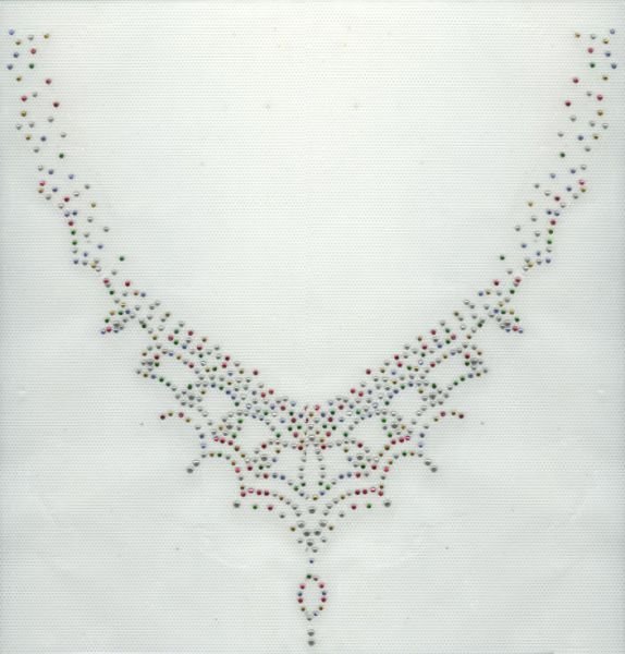 HALSBAND MED STRASSMÖNSTER MULTICOLOR