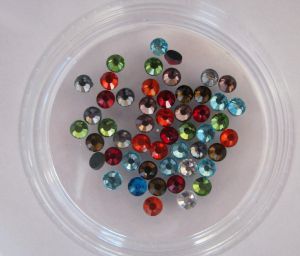 Strass SS20 blandade färger hotfix x 50