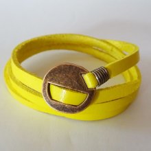 Fint gult läderarmband trippel sväng