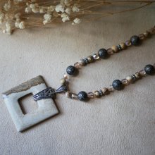 Square Jasper och Bali pärlor halsband