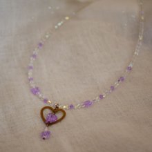 Lila hjärta hängande halsband 