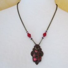 Fuchsia Jasper hängande på patina tryck